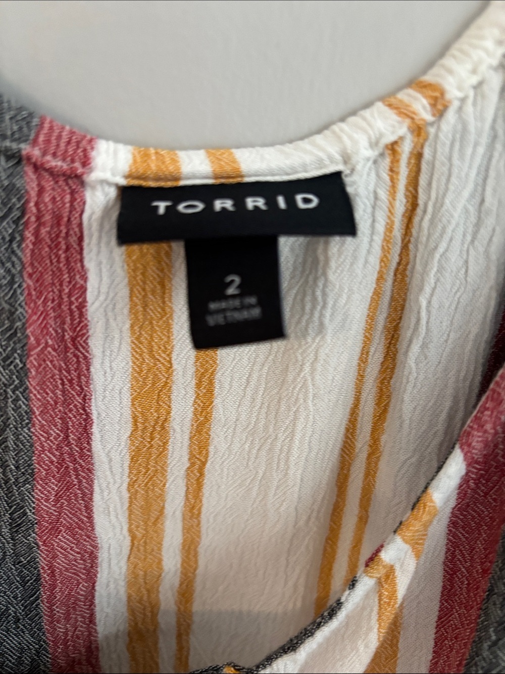 torrid Striped Cold-Shoulder Button-Front Tank Top in Black, White, Gold, Pink - Picture 2 of 3